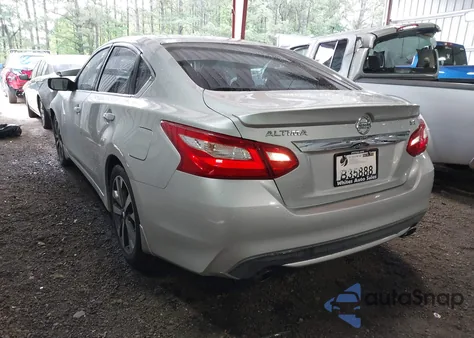 2016 Nissan Altima 2.5 Sr из США, поврежденный, VIN 1N4AL3AP5GC210990